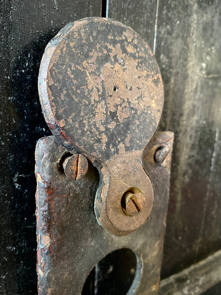 Salvaged Antique Warden’s Peephole From Hereford Gaol (1796-1870) With Handwritten Label