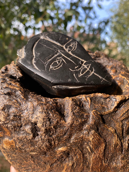 A Curious Whitby Jet Or Cannel Coal Object With A Mysterious Ritualistic Mark On The Back - Source Vintage