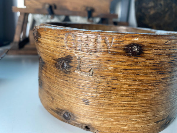 Early George IV Treen Grain Measure & Scoop With Link To The ‘Swing Riots’ Of 1843 With Provenance - Source Vintage