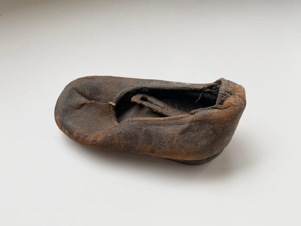 Concealed Shoe Found In Chimney Breast Of 18th Century House Used As Protection Against Witches - Source Vintage