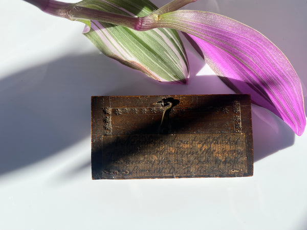 A Rare Antique 18th Century Macabre Needle In A Box Removed From A Soldier’s Belly In 1745 - Source Vintage