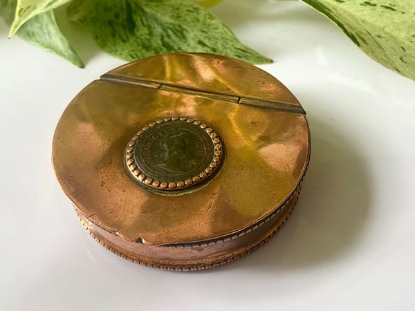 Antique 18th/19th Century Trench Art Snuff Box With George III Coin & Love Poem - Source Vintage