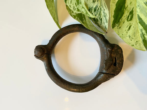**RESERVED FOR MATT** Rare 17th Century Witch Trial Leg Iron Rector Of Somerford, Malmesbury, Wiltshire - Source Vintage