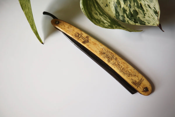 Antique 19th Century Scrimshaw Sailor Art Razor - Source Vintage