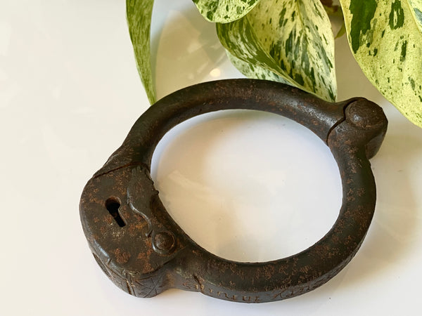 **RESERVED FOR MATT** Rare 17th Century Witch Trial Leg Iron Rector Of Somerford, Malmesbury, Wiltshire - Source Vintage
