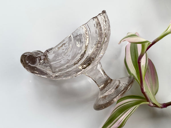 Rare Antique Georgian Novelty Shell Shaped Sweetmeat Dish c.1750. - Source Vintage