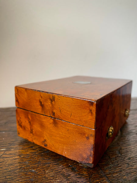 Antique Late Georgian - Early Victorian Walnut Veneer Musical Box Plays English National Anthem, Rule Britannia & 1 Other