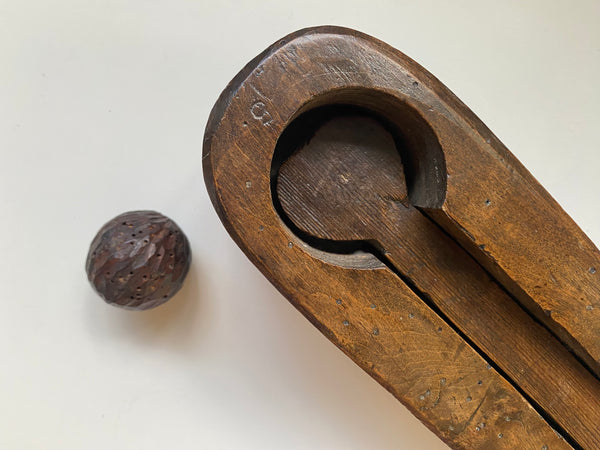 Rare Late 18th Century Treen Trap & Ball For The Ancient Pub Game ‘Bat & Trap’