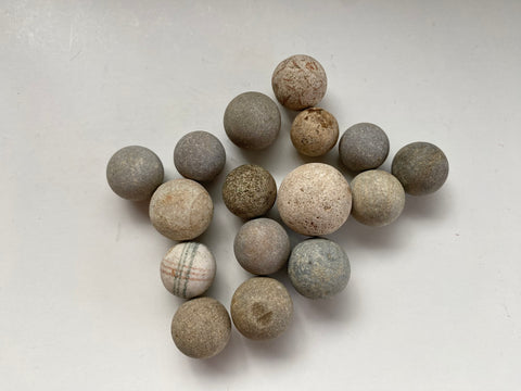 Collection 18th & 19th Century Clay & Ceramic Marbles Mud Larking Finds River Thames (London) - Source Vintage