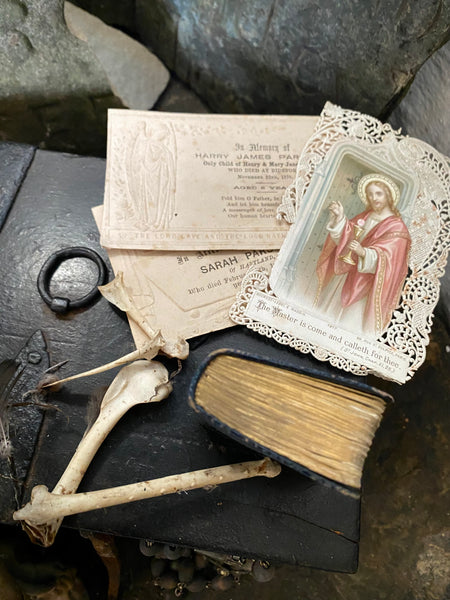 Rare, Fascinating & Rather Eerie 18th Century Witch’s Box Or Conjure Chest