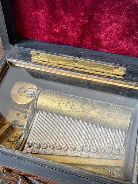 Antique Late Georgian - Early Victorian Walnut Veneer Musical Box Plays English National Anthem, Rule Britannia & 1 Other