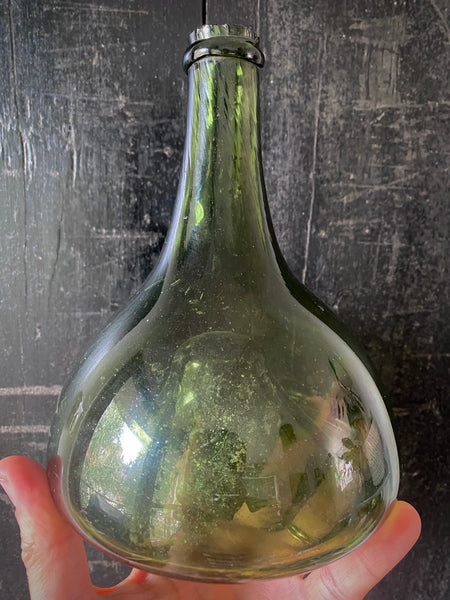 Early Antique 18th century Dutch Onion Wine Bottle c.1720