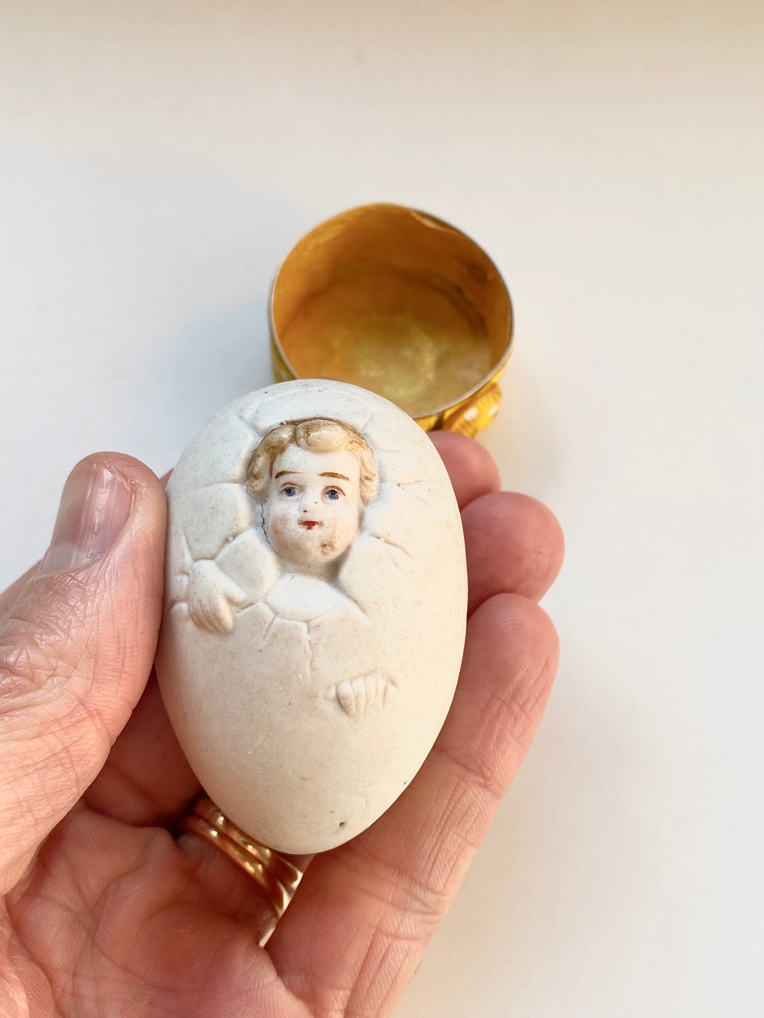 Rare Antique Victorian Ceramic Birthing Egg - Source Vintage