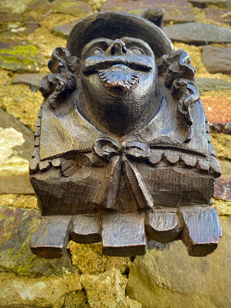A Super English 16th Century Carved Oak Portrait Corbel Of Generous Size & Weight. Guy Fawkes…? - Source Vintage