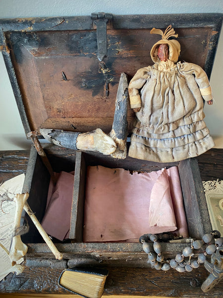 Rare, Fascinating & Rather Eerie 18th Century Witch’s Box Or Conjure Chest