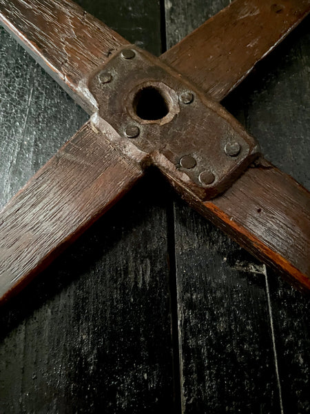 Early Antique Treen Wool Winder c.1700s