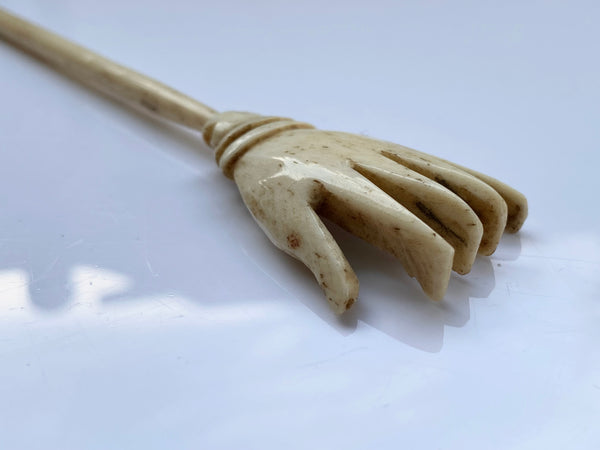 *RESERVED FOR MEGAN* Rare 18th Century Gent’s Bone Wig Scratcher