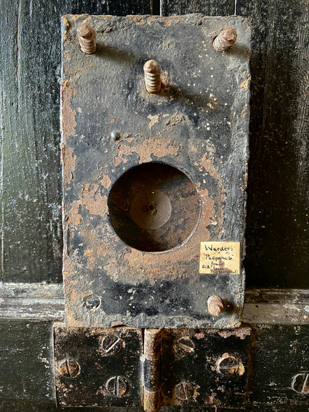 Salvaged Antique Warden’s Peephole From Hereford Gaol (1796-1870) With Handwritten Label