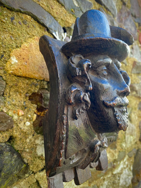 A Super English 16th Century Carved Oak Portrait Corbel Of Generous Size & Weight. Guy Fawkes…? - Source Vintage
