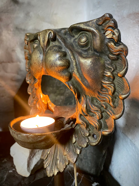 Antique 19th Century Billiard Table Pocket Lion Mounted Magnificently On A Marble Base - Source Vintage