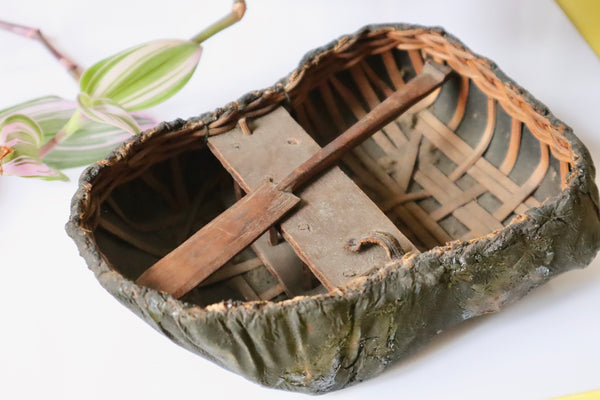 A Rare 19th Century Folk Art Miniature Apprentice Piece Coracle Boat - Source Vintage